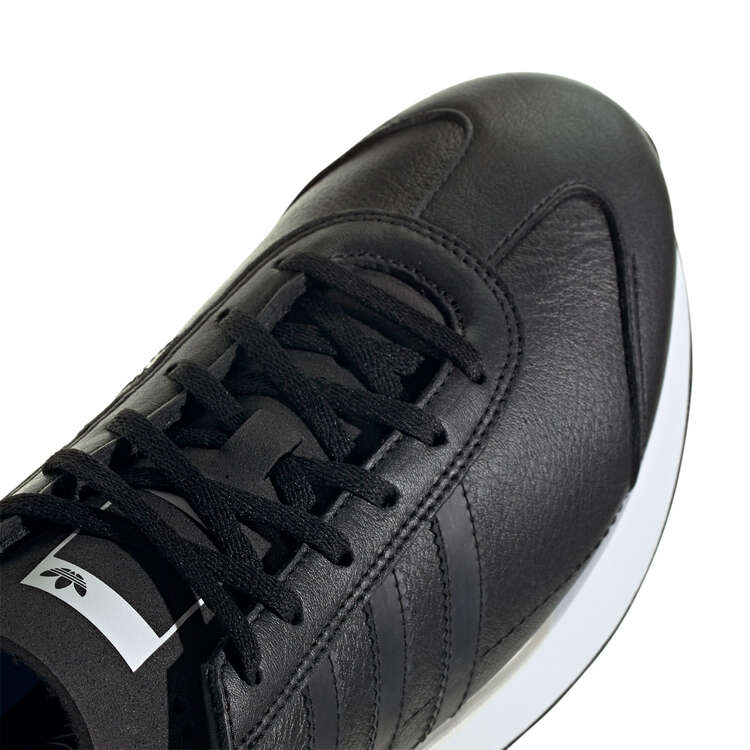 adidas Originals Country LXG Mens Casual Shoes, Black/White, rebel_hi-res
