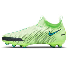 Nike Phantom GT Academy Dynamic Fit Kids Football Boots Green/Blue US 1, Green/Blue, rebel_hi-res