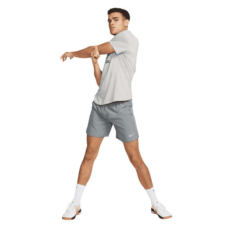 Nike Mens Dri-FIT Challenger 7-inch Unlined Shorts, Grey, rebel_hi-res