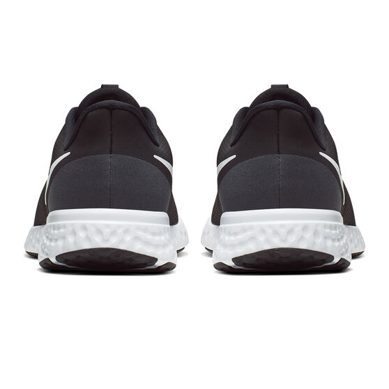 Nike Revolution 5 Mens Running Shoes Black/White US 7, Black/White, rebel_hi-res