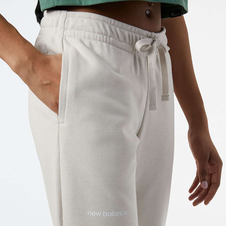 New Balance Essentials Womens Sweatpants White XL, White, rebel_hi-res