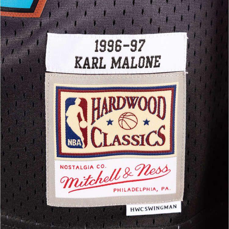 Utah Jazz Karl Malone 1996/17 Mens Reloaded 2.0 Swingman Jersey Black M, Black, rebel_hi-res