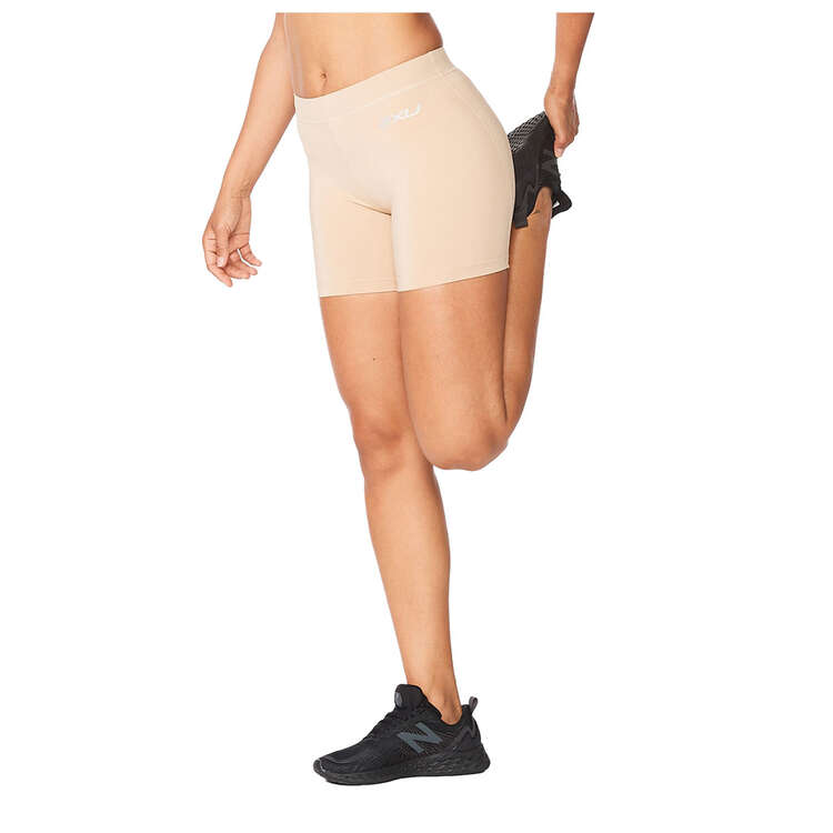 2XU Womens Compression 5 Inch Game Day Shorts, Beige, rebel_hi-res