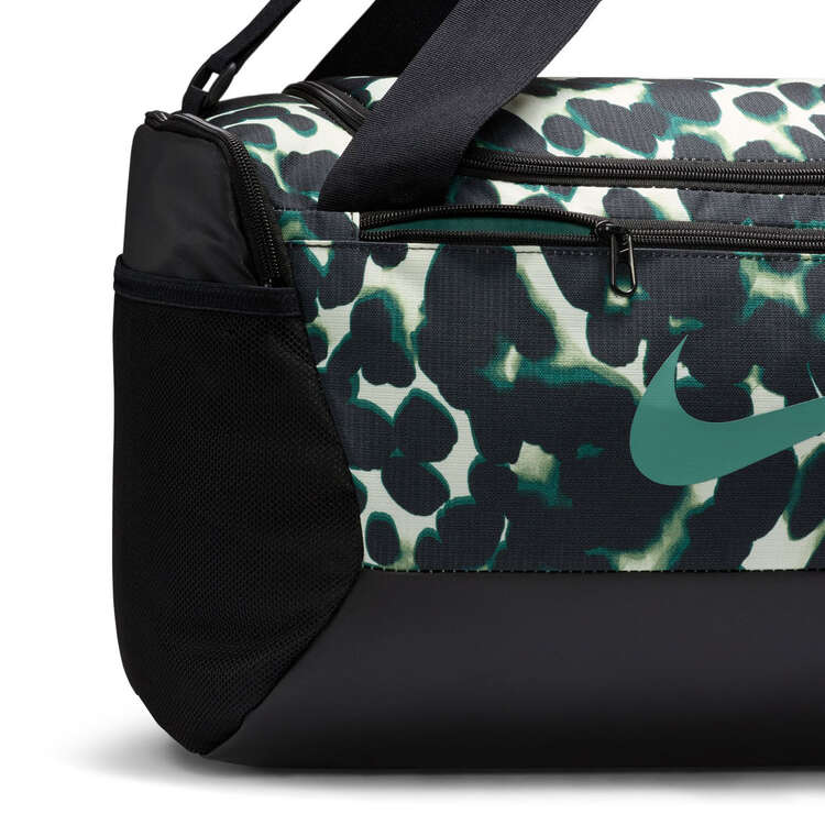 Nike Brasilia 9.5 Small Duffle Bag, , rebel_hi-res