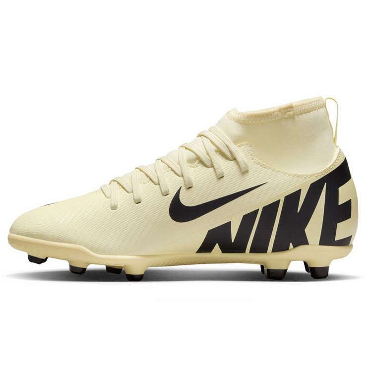 Nike Football Boots - Mercurial, Tiempo & more - rebel