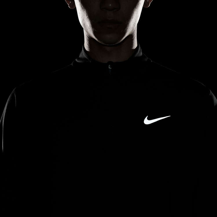 Nike Men's Dri-FIT Elements 1/2 Zip Running Top, Black, rebel_hi-res