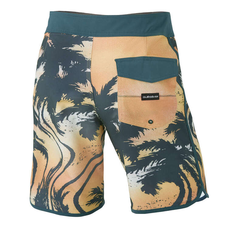 Quiksilver Mens Surfsilk Scallop 19-inch Board Shorts, Print, rebel_hi-res
