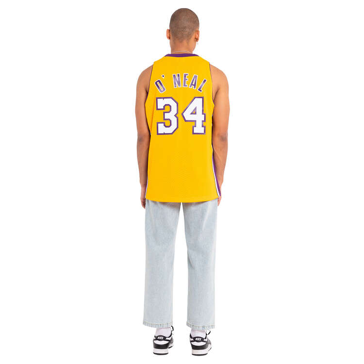 Los Angeles Lakers Mens Shaquille O'Neal 1999/00 Swingman Basketball Jersey Yellow S, Yellow, rebel_hi-res