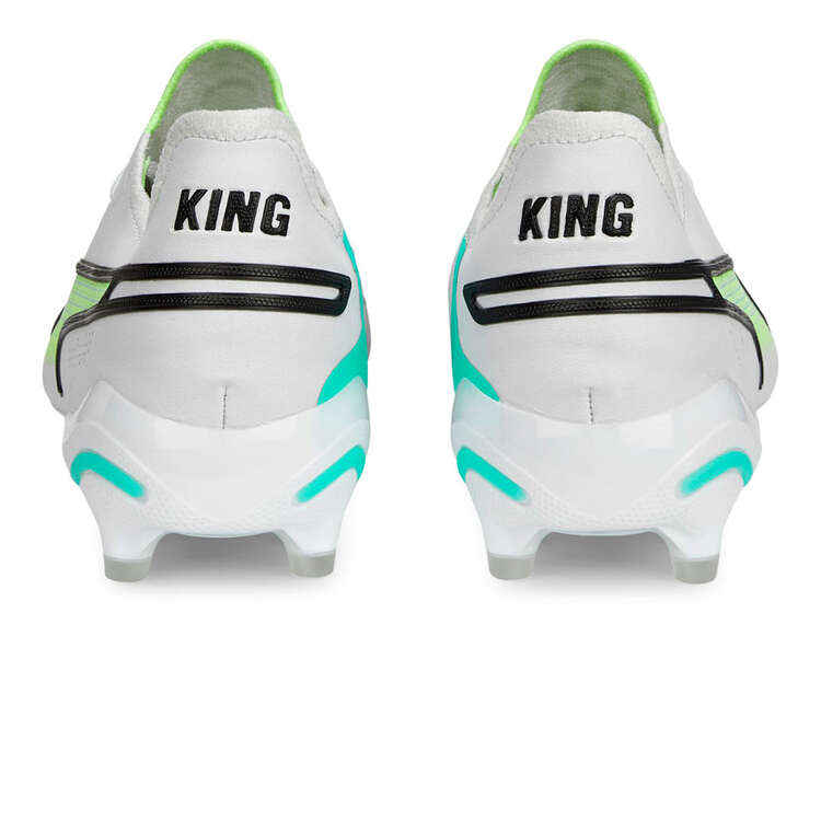 Puma King Ultimate Football Boots White/Black US Mens 7 / Womens 8.5, White/Black, rebel_hi-res