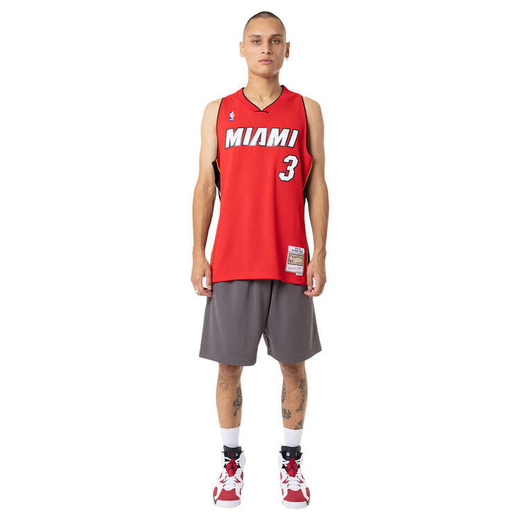 Men's Miami Heat Dwyane Wade #3 White 19-20 Swingman Jersey - City  Edition(Round Collar)