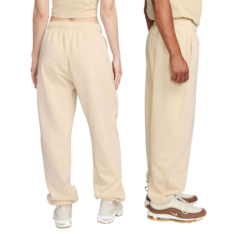 Nike Womens Sportswear Club Fleece Mid-Rise Oversized Pants Beige XS, Beige, rebel_hi-res