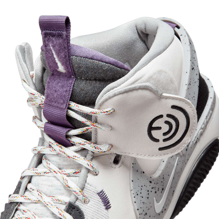 Nike Air Deldon Womens Basketball Shoes, White/Grey, rebel_hi-res
