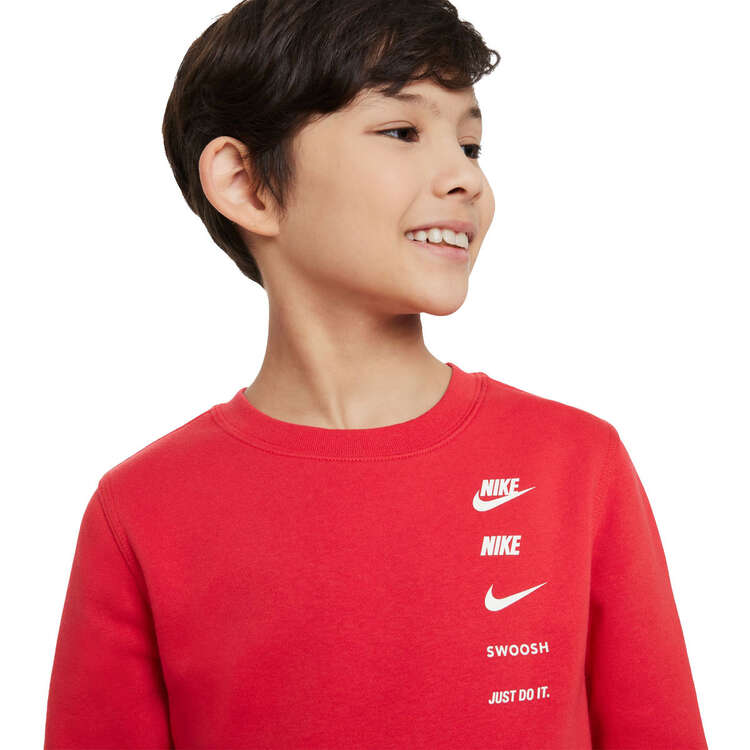 Nike Boys Sportswear Standard Issue Fleece Crew Sweatshirt, Red, rebel_hi-res