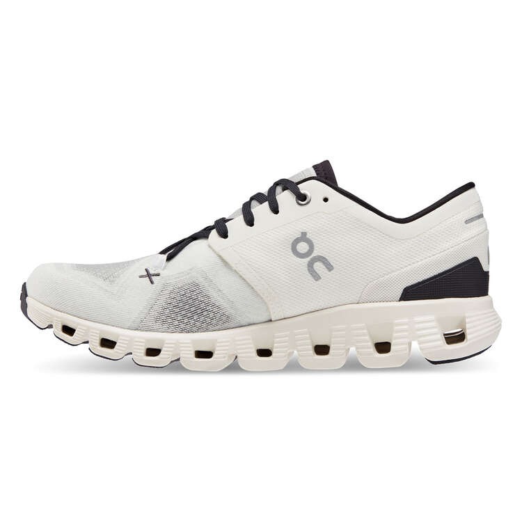 On Cloud X 3 Womens Training Shoes White US 6, White, rebel_hi-res