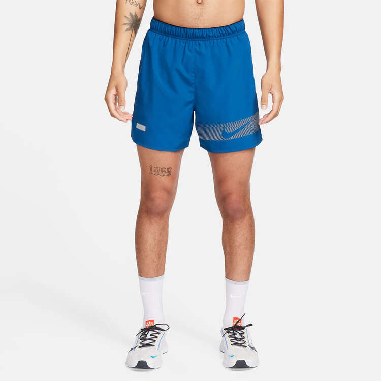 Nike Mens Dri-FIT Challenger 5-inch Shorts, Blue/Black, rebel_hi-res