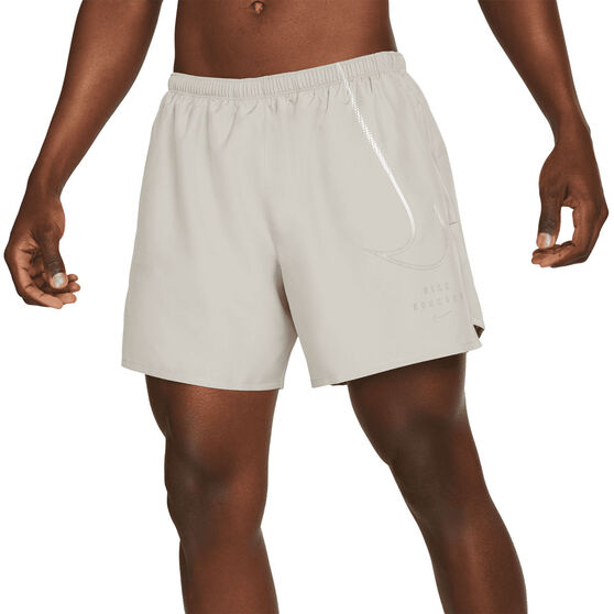Nike Mens Run Division Challenger Shorts, , rebel_hi-res
